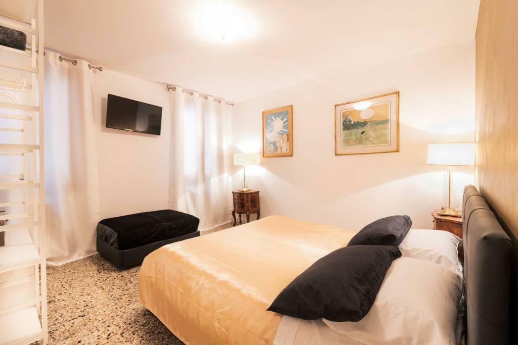 Appartamento Andrea Venice Flat 1St Floor Esterno foto