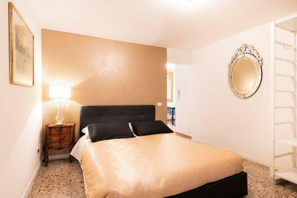 Appartamento Andrea Venice Flat 1St Floor Esterno foto